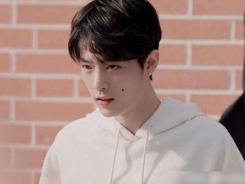 肖战视频爆料素材网站,揭秘明星幕后生活片段 第1张 肖战视频爆料素材网站,揭秘明星幕后生活片段 第1张